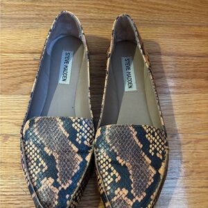Steve Madden Mustard Snake Print Flats